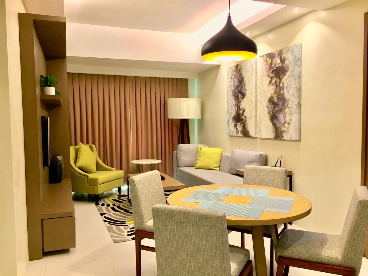 Padgett Place Prime Suites Cebu Stadt Exterior foto